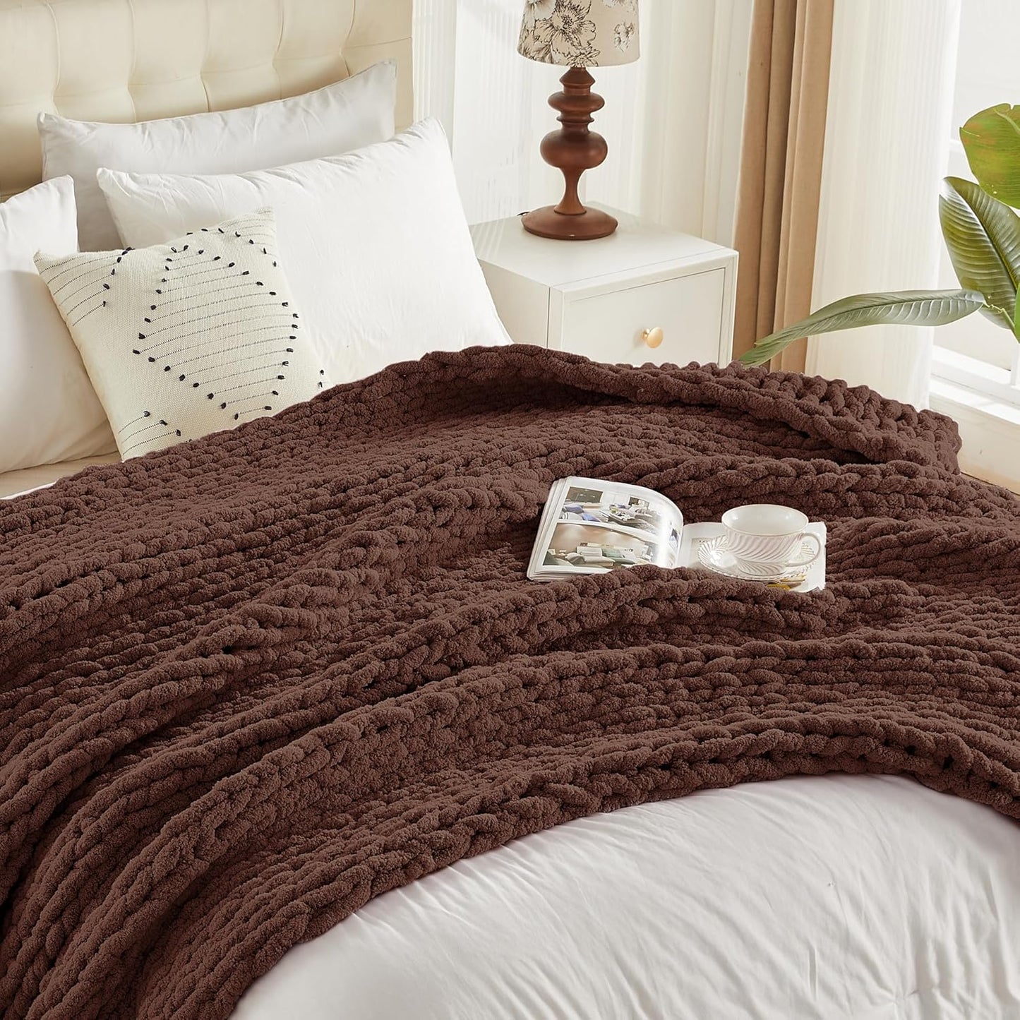 Carriediosa Chunky Knit Throw Blanket 50" X 60", 100% Hand Made Large Chenille Loop Yarn Soft Fluffy Throws for Couch Sofa Bed, Big Crochet Cozy Heavy Thick Cable Woven Blanket, Cocoa Brown