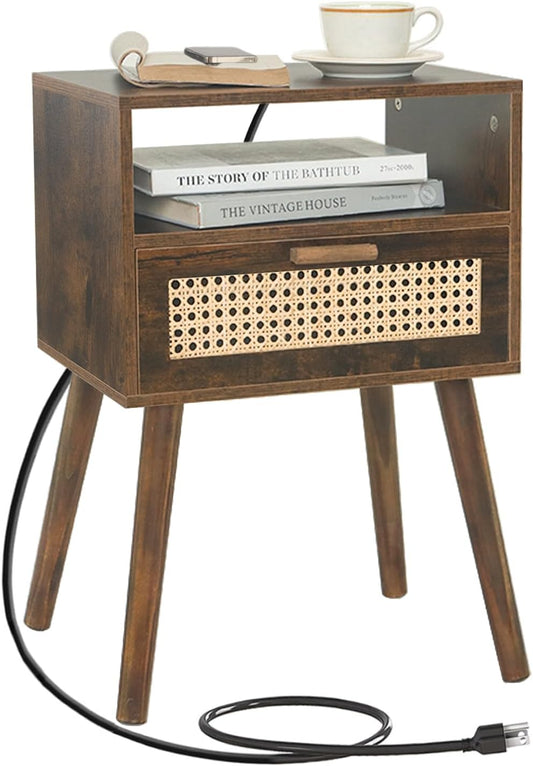 MaxSmeo Small Nightstand with Charging Station, Rattan Side Table Mid Century Modern Bedside Table for Bedroom, Living Room and Small Spaces, Solid Wood Legs (Rustic Brown)