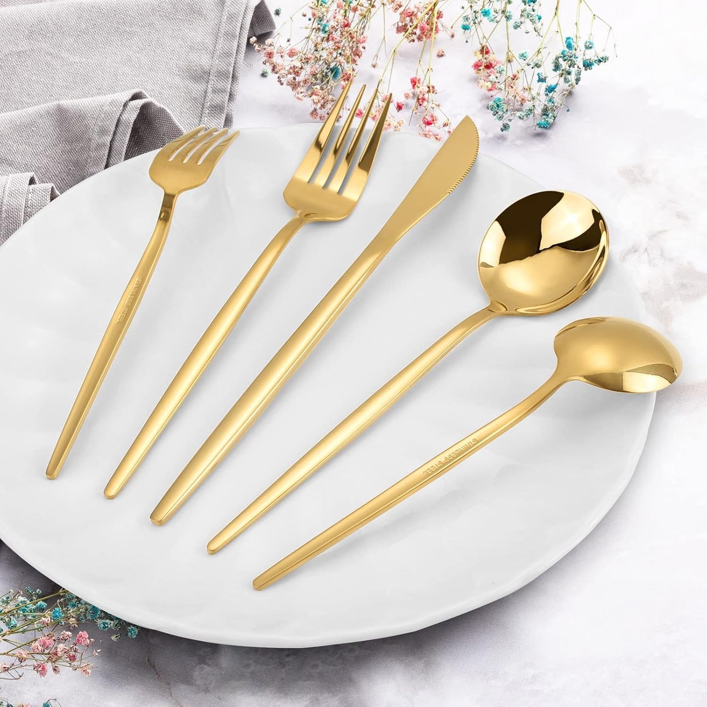 KassKa Gold Silverware Set, 20 Pieces Flatware Cutlery, Stainless Steel Utensils Spoon Fork Knives for Home Restaurant and Kitchen, Mirror Polished Finished, Service for 4