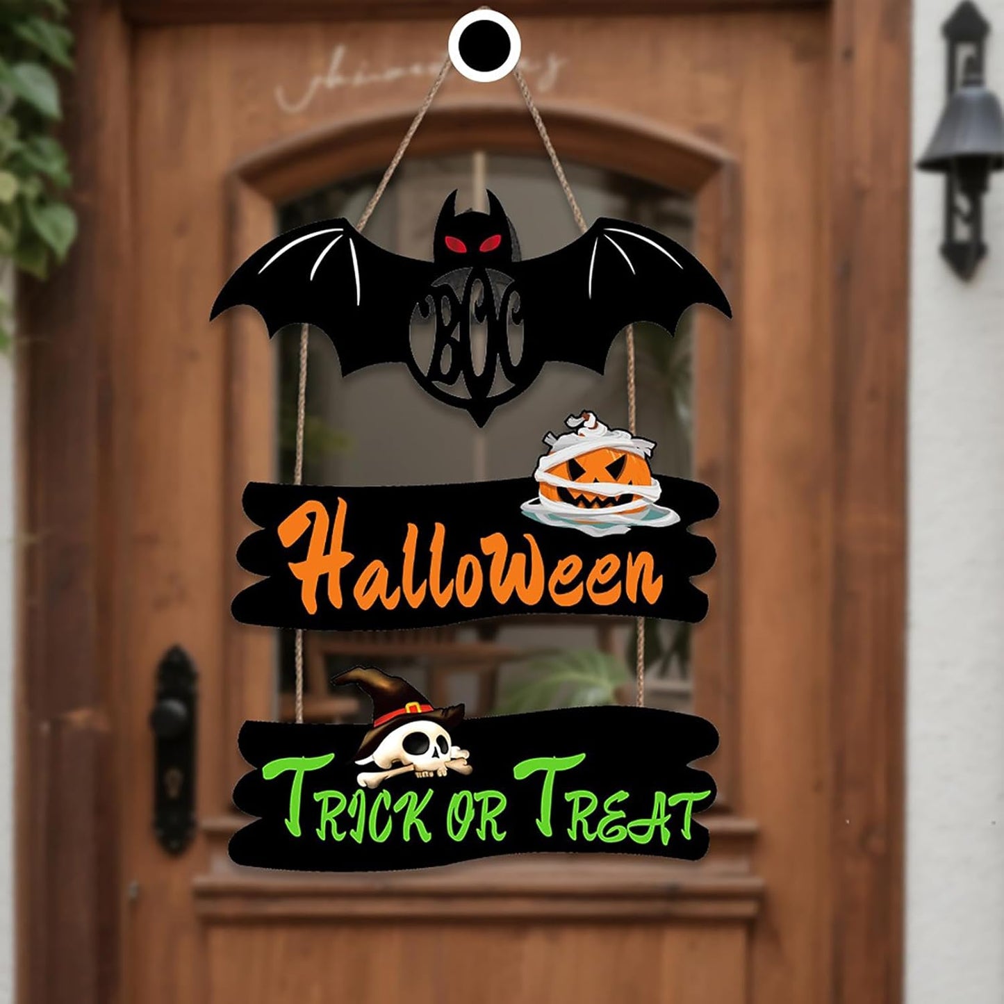 Halloween Door Hanging Sign Decoration 3 Pieces Wooden Plaques Wall Art with Bat Pumpkin Skull Pattern Trick or Treat Wooden Plaques for Yard Front Door Home Outdoor Hanger