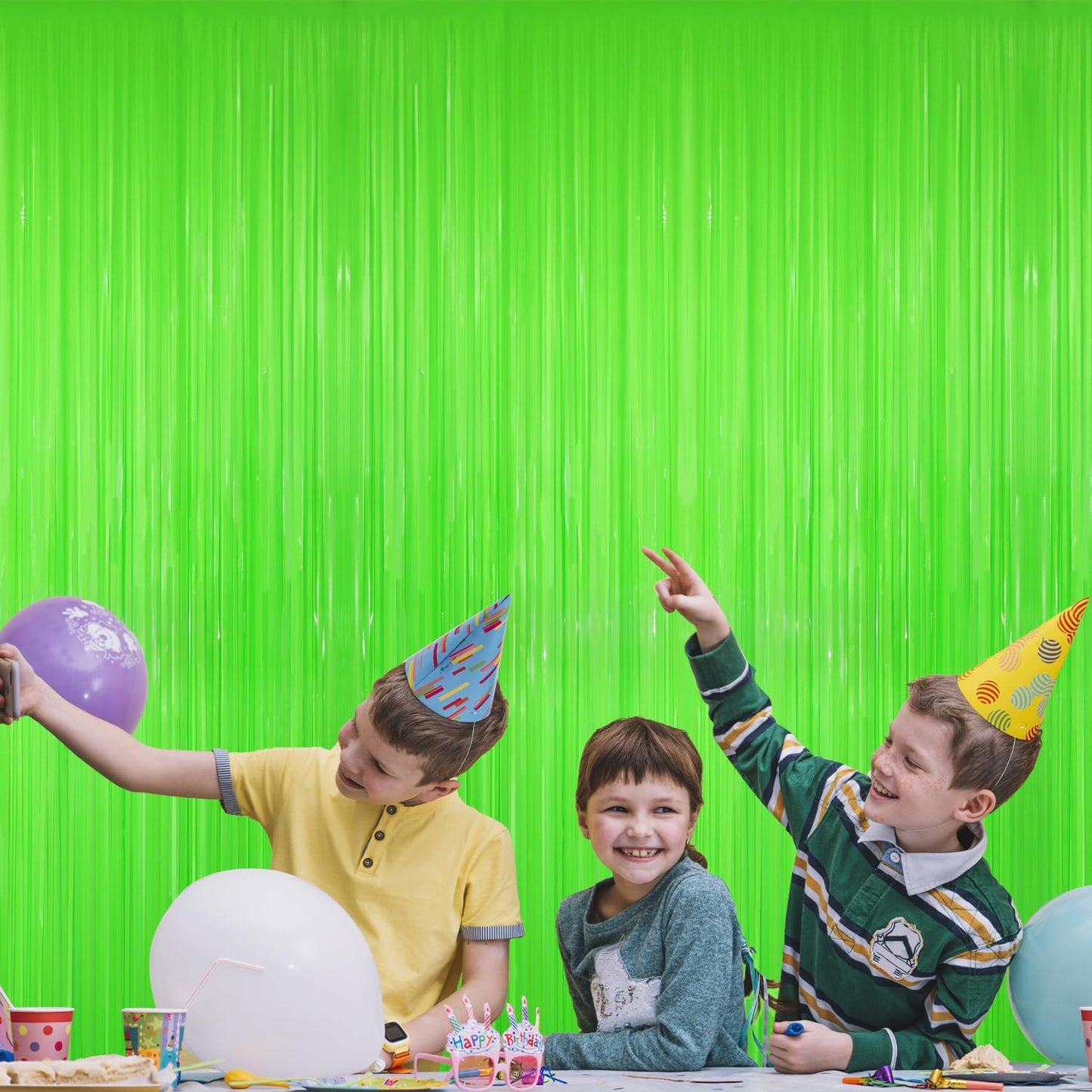 GOER 3.2 ft x 8.2 ft Metallic Tinsel Foil Fringe Curtains Party Photo Backdrop Party Streamers for Birthday,Graduation,New Year Eve Decorations Wedding Decor(1 Pack,Candy Lime Green)