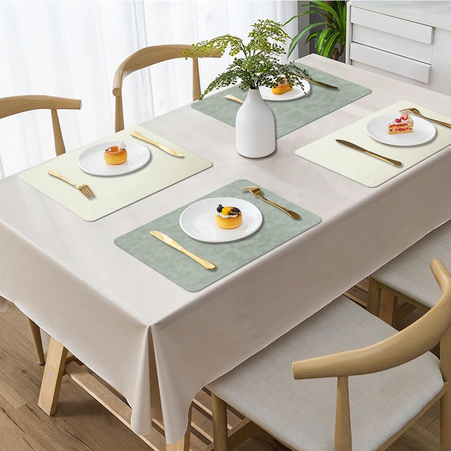 BLESWIN Faux Leather Placemats, Set of 6, 12×17 Inch -Double Side Texture Color Table Mats, Heat-Resistant, Waterproof and Oil-Resistant, Suitable for Dining Room, Kitchen, Party, Outdoor -Green&White