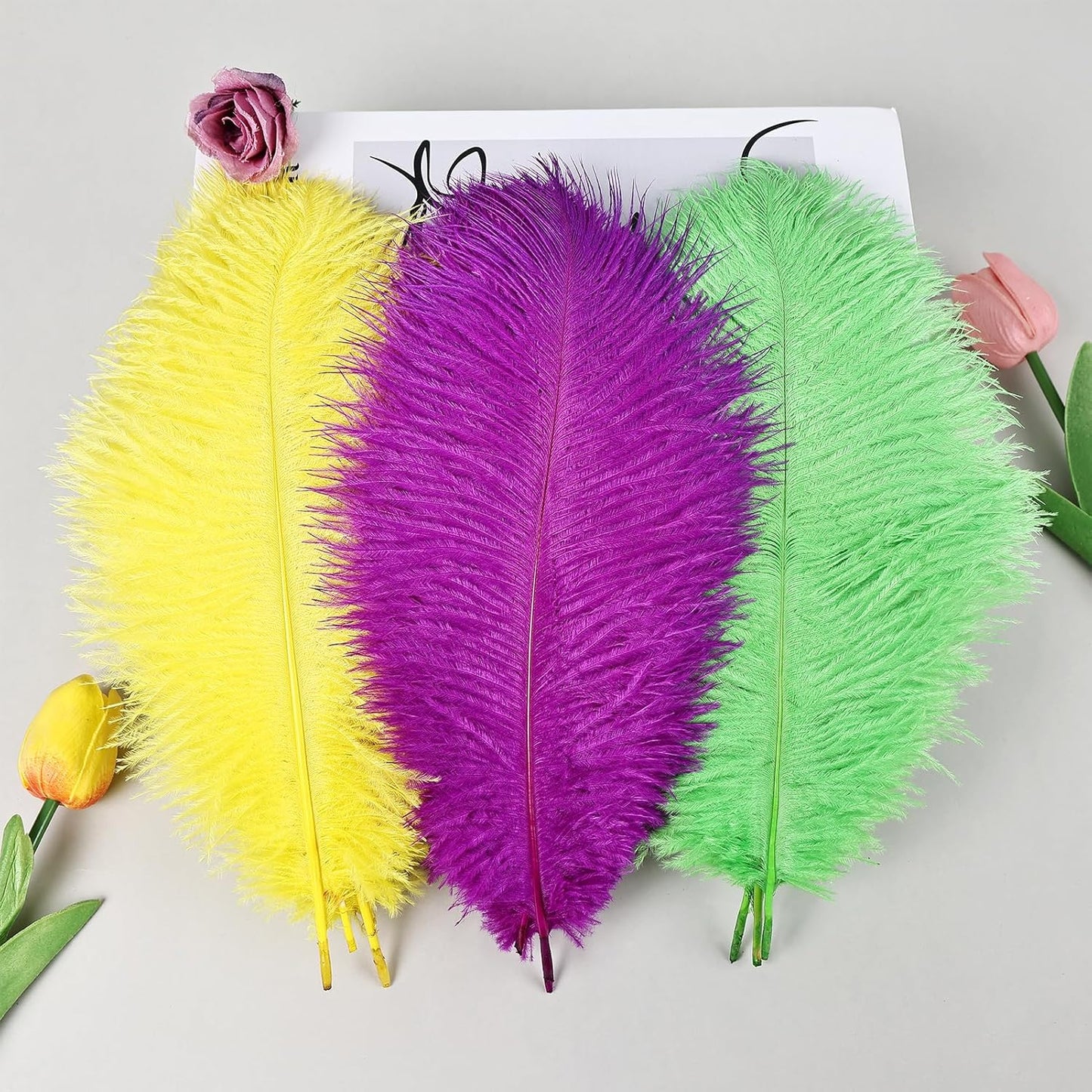 THARAHT Light Yellow Ostrich Feathers 24pcs Natural Bulk 8-10Inch 20cm-25cm for Wedding Party Centerpieces Easter Gatsbi and Home Decoration Feathers