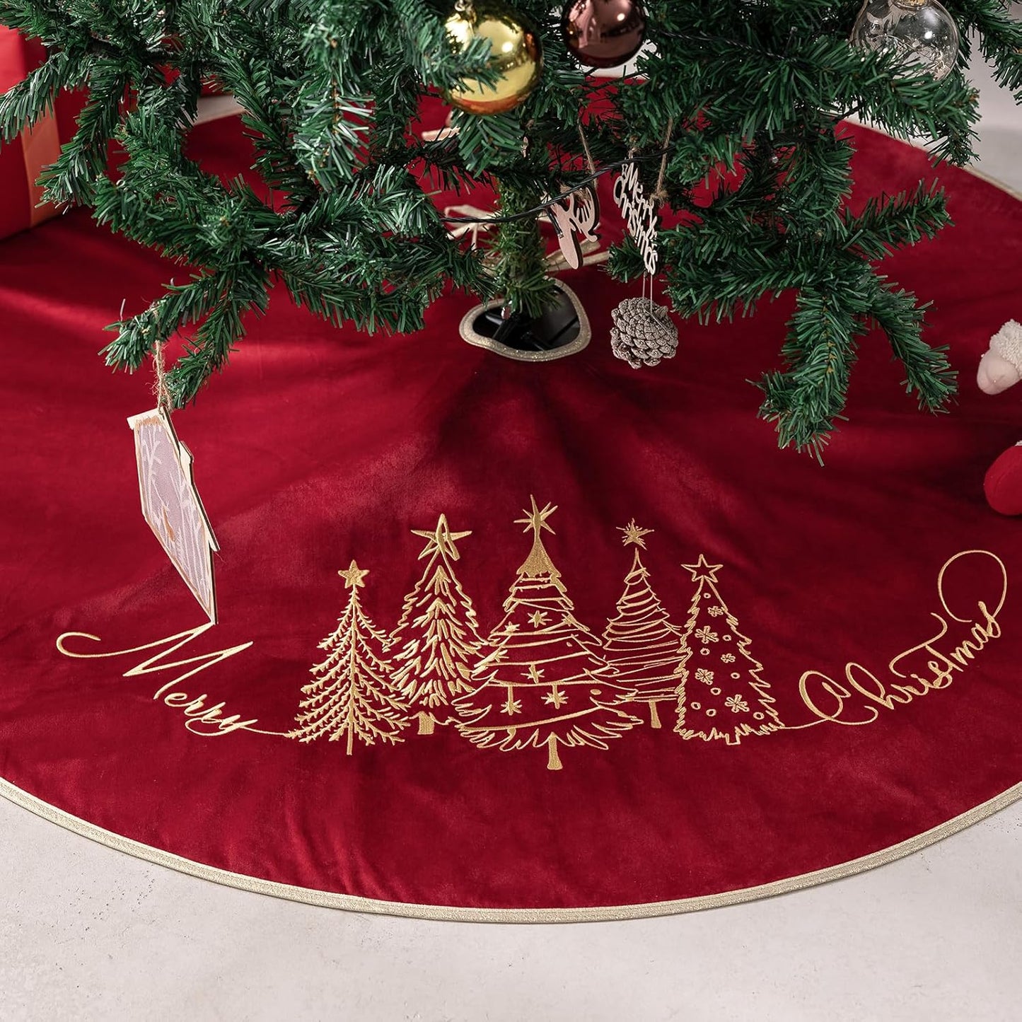 CROWNED BEAUTY Christmas Tree Skirt Red Velvet Collar 50 Inch Embroidered Gold Pine Trees Soft Plush Fur Holiday Decoration (Red) TS36-50