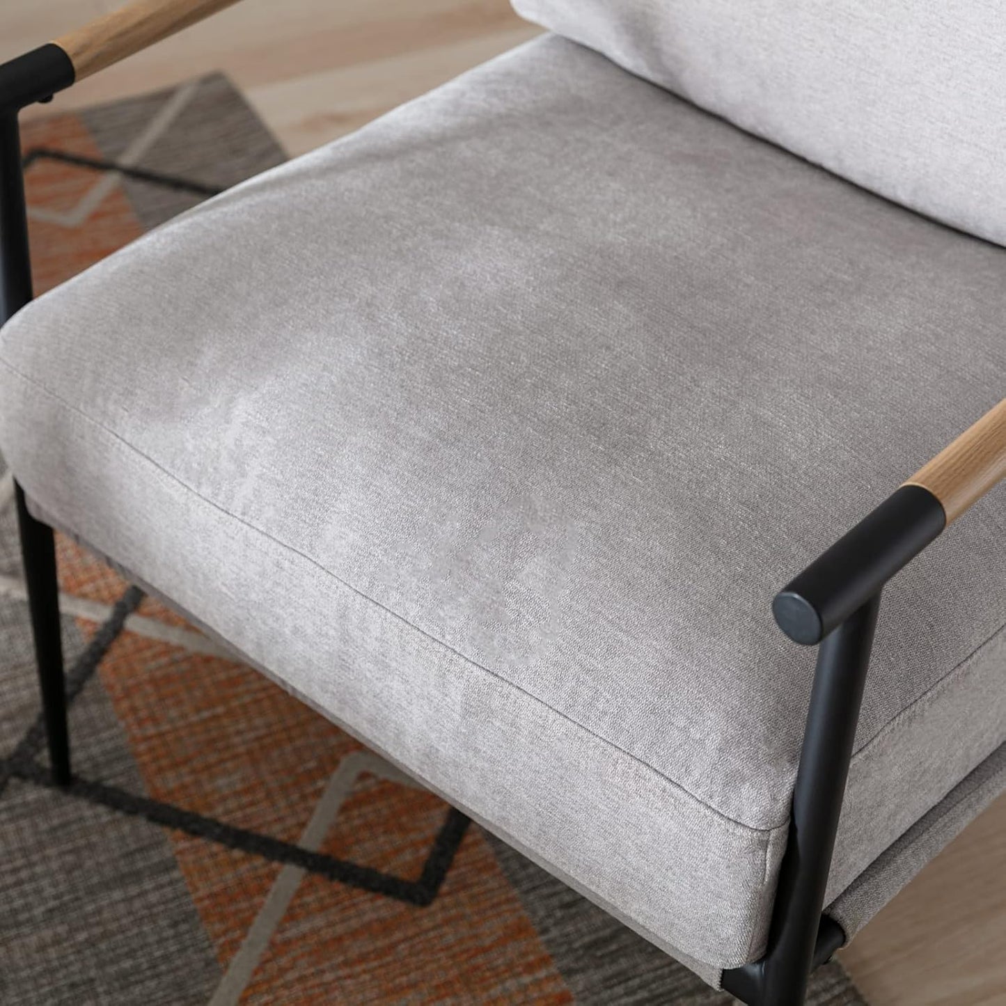 Mid-Century Accent Chair, Soft Armchair Chenille Fabric Lounge Chair with Black Metal Legs, Upholstered Leisure Chair for Living Room Bedroom Reception Room, 1PC, Grey