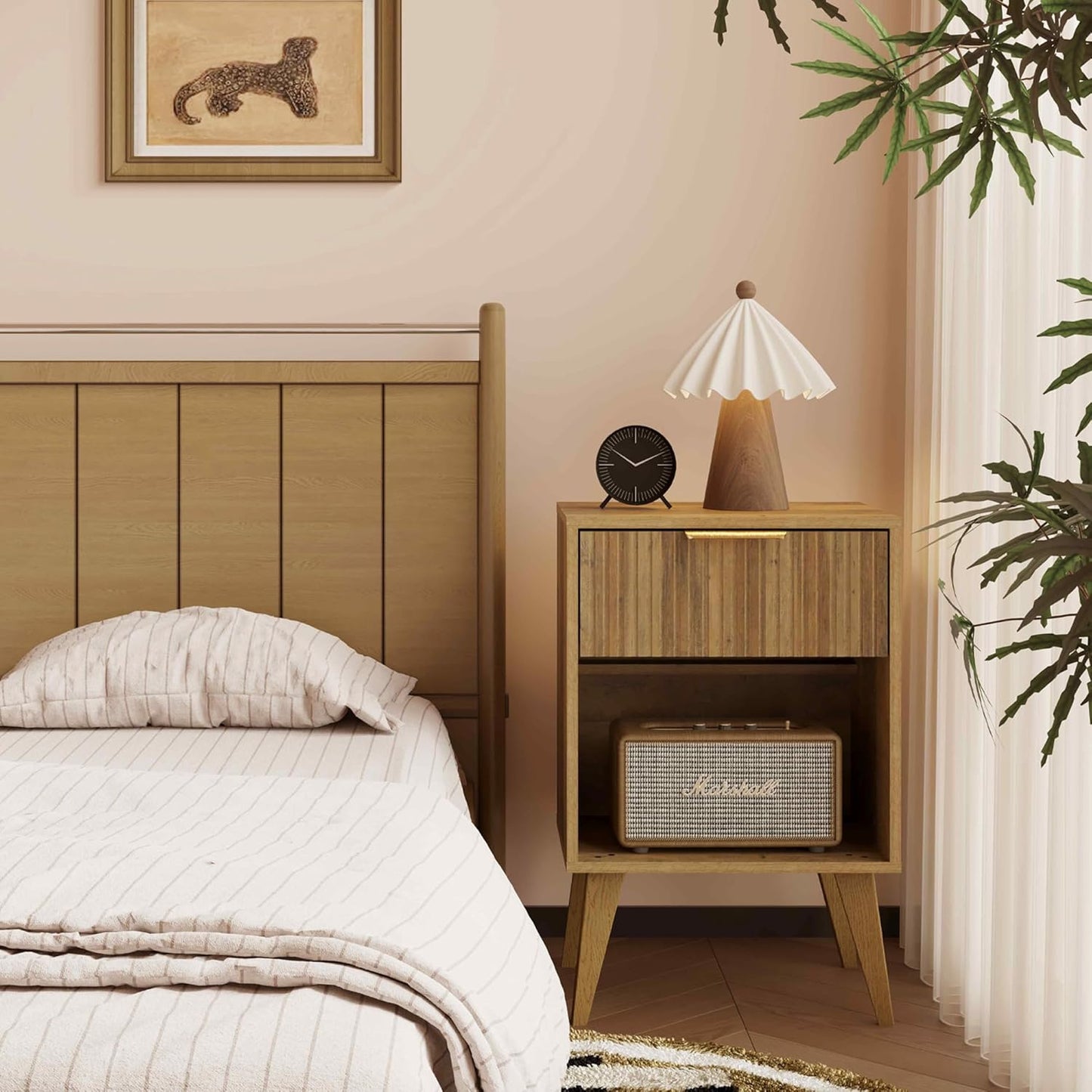 Fluted Night Stand with Opening Storage,Mid Century Bedside Table with Drawer,Wood Nightstand with Solid Wood Legs,End Table Side Table for Living Room,Bedroom,Caramel Oak CTG56BR