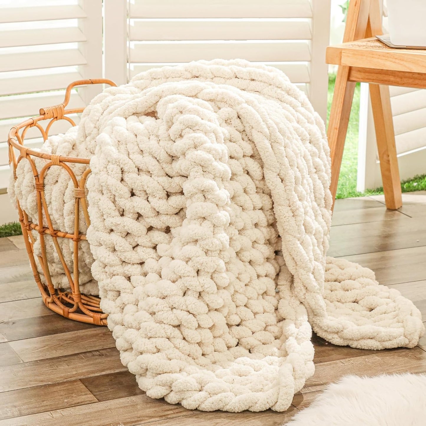 Bigacogo Chunky Knit Throw Blanket for Couch, 40x60 inches, 100% Hand Knitted with Thick Jumbo Chenille Yarn, Cozy Soft Large Rope Knot Cable Crochet Blankets for Sofa Bed Living Room, Beige