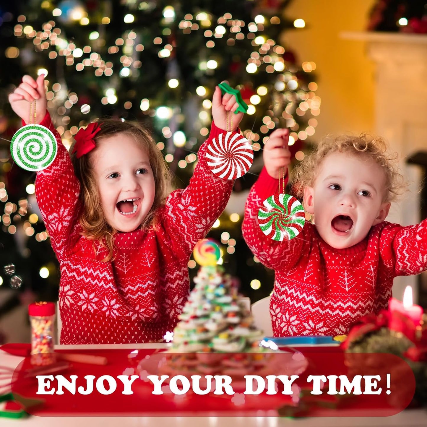 Tondiamo 20 Pcs Christmas Diamond Painting Keychain Kits 5D DIY Diamond Art Pendants Double Sided Hanging Key Chains for Christmas Party Decoration DIY(Cute Candy Cane Style)