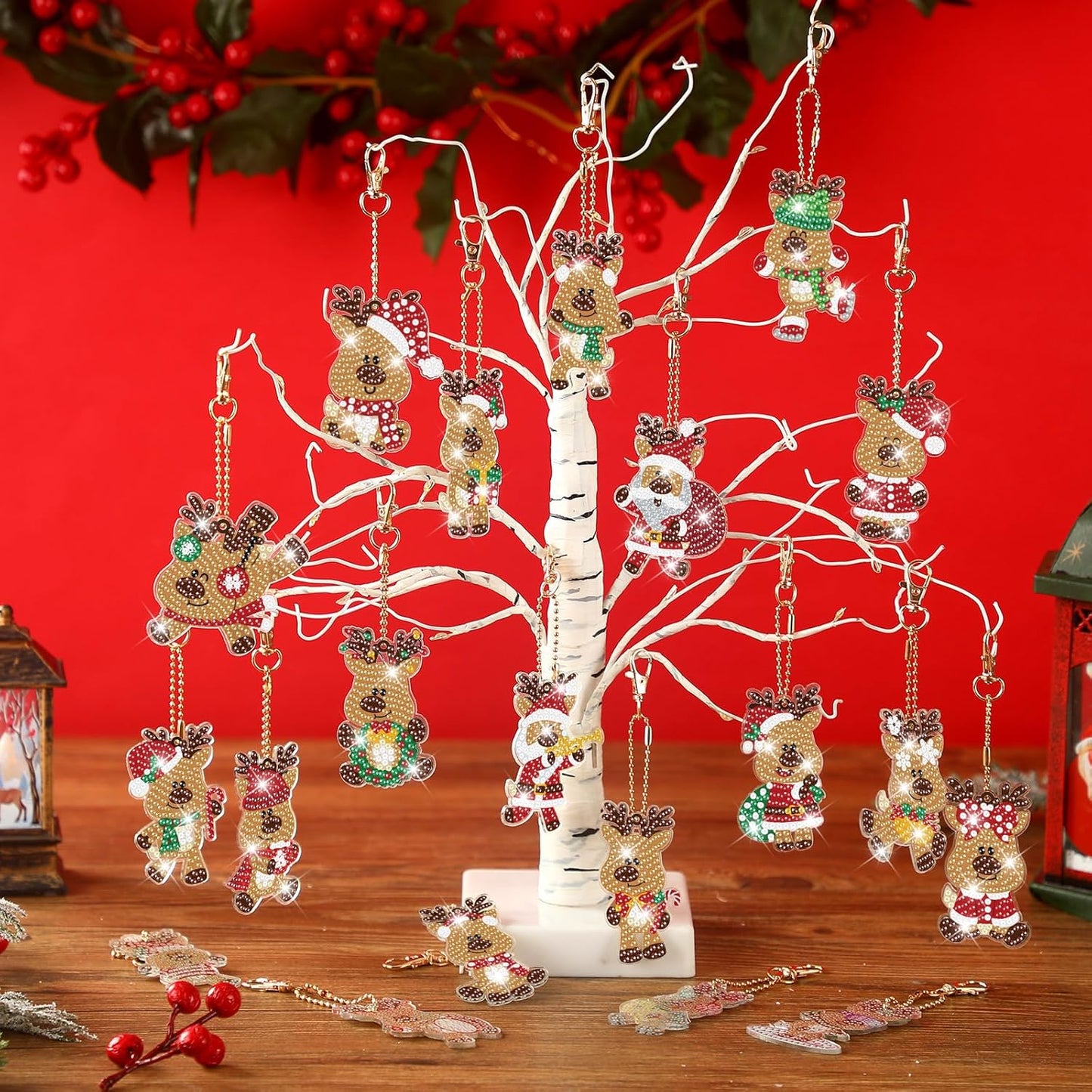 Tondiamo 20 Pcs Christmas Diamond Painting Keychain Kits 5D DIY Diamond Art Pendants Double Sided Hanging Key Chains for Christmas Party Decoration DIY(Deer Style)