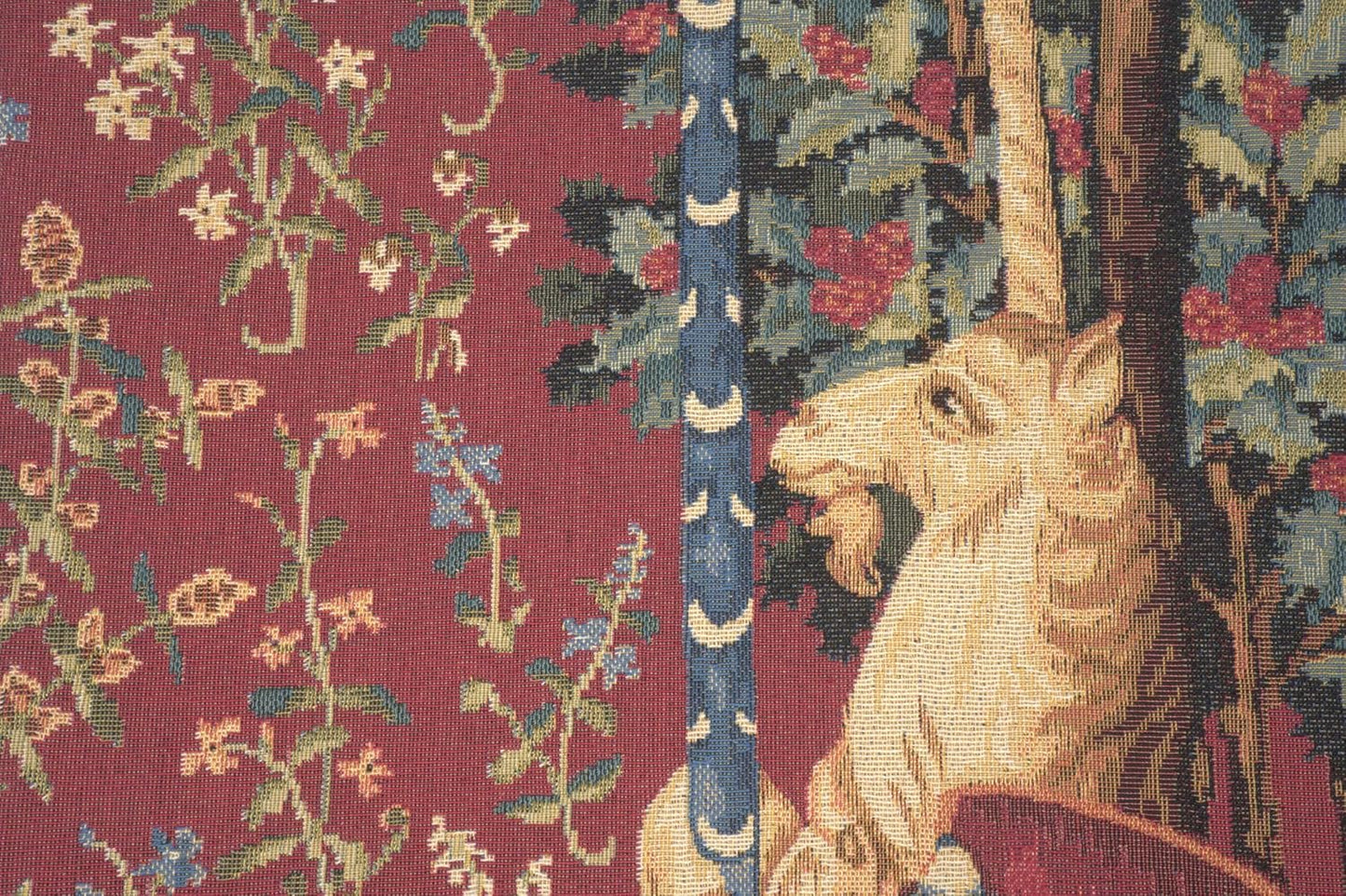 Charlotte Home Furnishings Decorative Pillow Covers for Couch 18X18 in Unicorn Throw Pillow Covers for Sofa Tapestry Square Pillow Cases for Bed Living Room Soft European Cotton Jacquard Woven